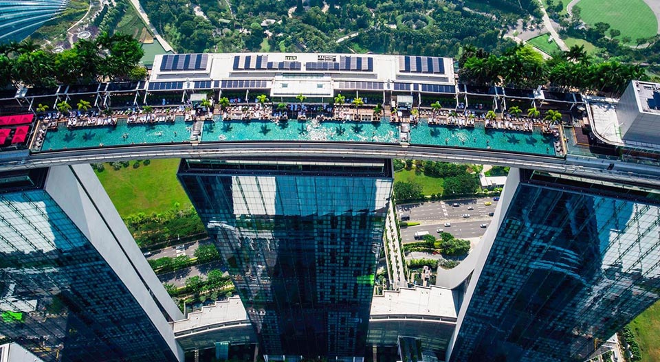 Marina Bay Sands - hotel with rooftop bar