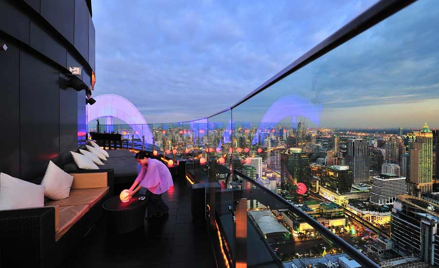 Romantic rooftop restaurant - RedSky