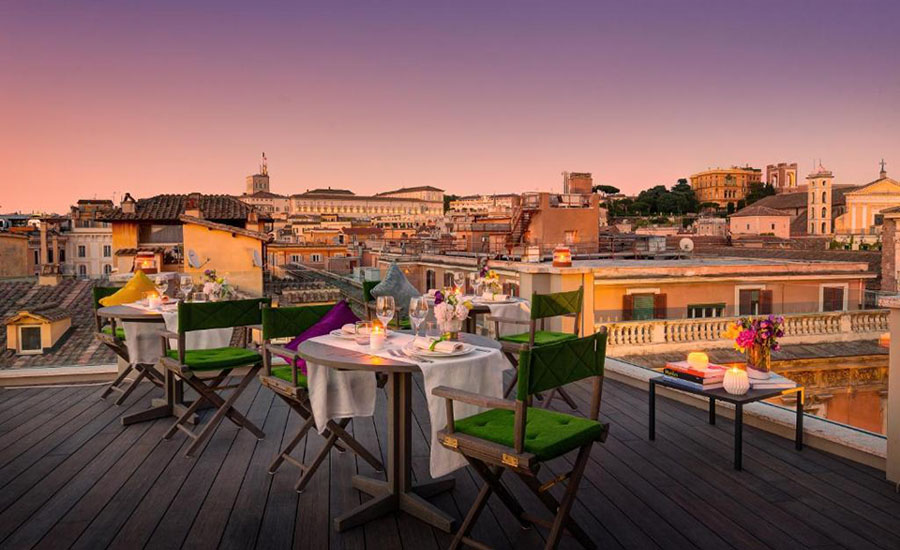 Romantic rooftop restaurant - Singer Palace Hotel
