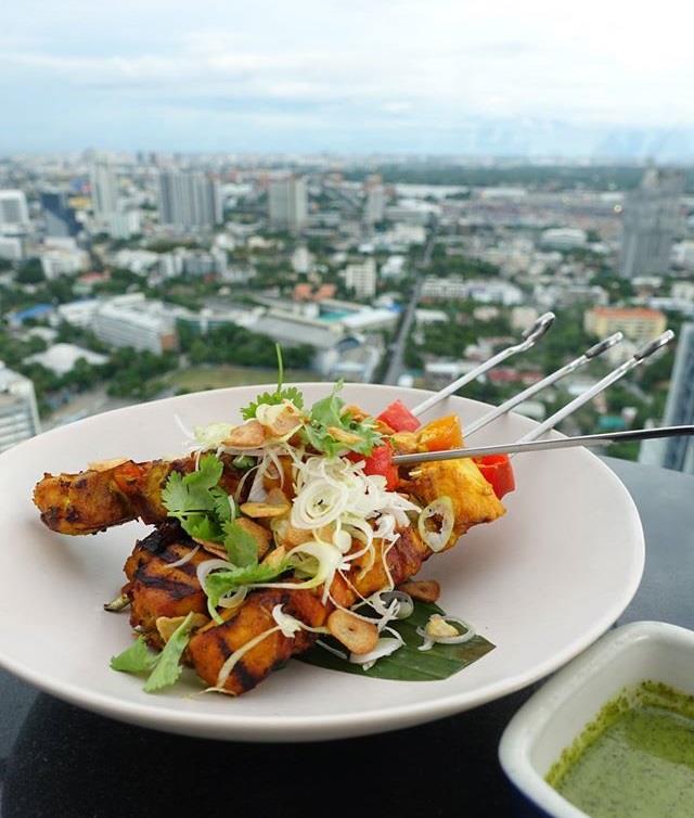 Rooftop brunch Bangkok