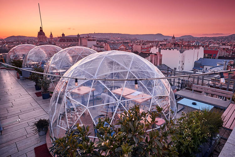 Rooftop igloos