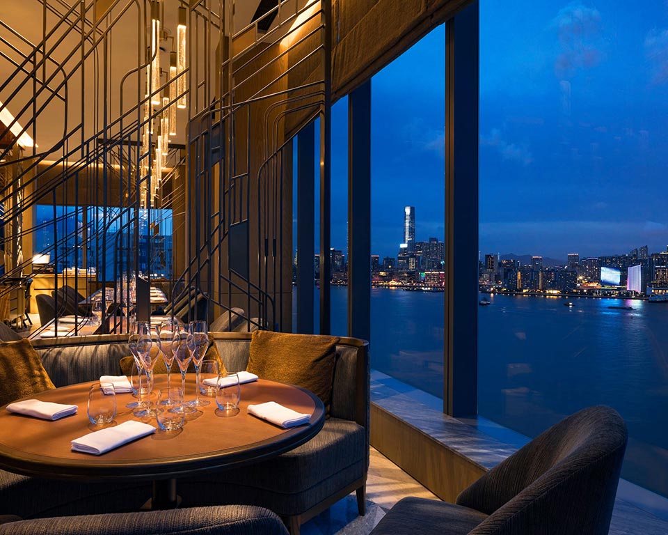 9 Best Rooftop Restaurants in Hong Kong [2024 UPDATE]