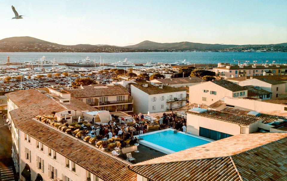 8 Best Rooftop Bars on the French Riviera [2024 UPDATE]