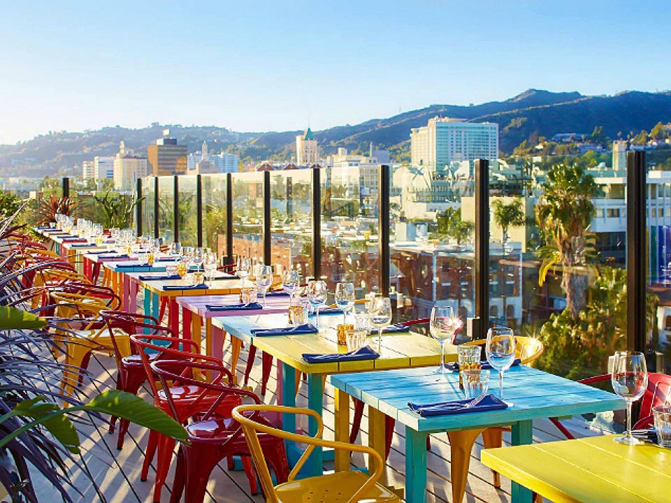 8 Best Rooftop Restaurants in Los Angeles [2022 UPDATE]