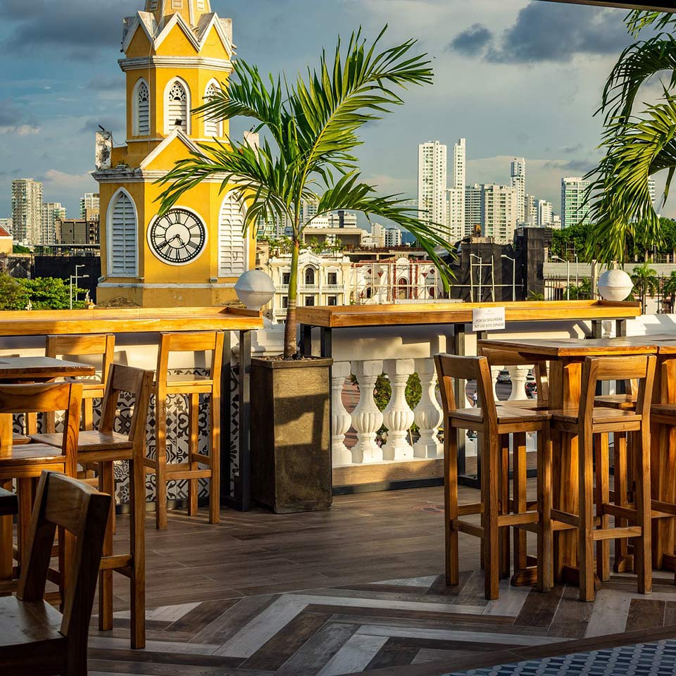 14 Best Rooftop Bars in Sao Paulo [2023 UPDATE]