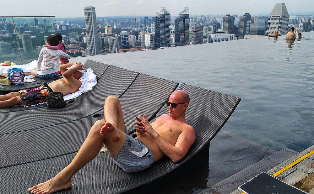 Marina Bay Sands rooftop pool