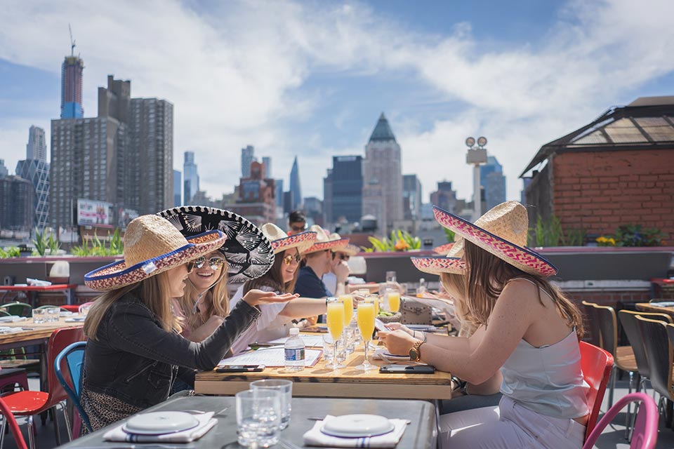 Rooftop Brunch New York 10 best ones [2024 UPDATE]