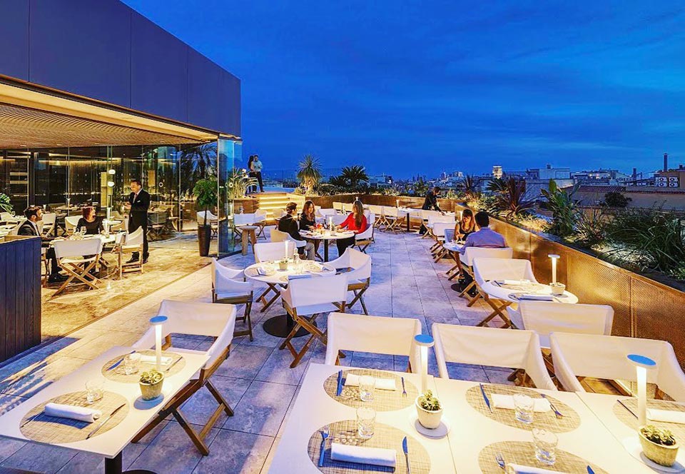 Løft dig op Regnskab ballade 9 Best Rooftop Restaurants in Barcelona [complete info]