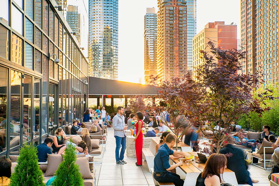21 Best Rooftop Restaurants in NYC [2023 UPDATE]