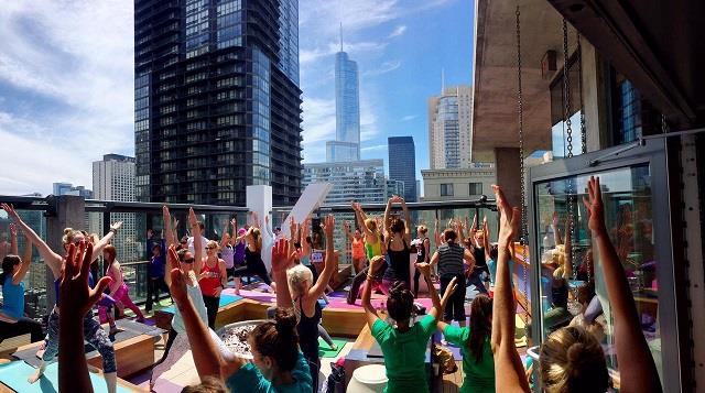 Rooftop yoga Chicago