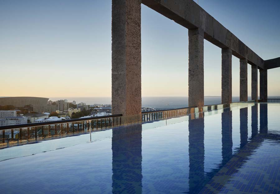 Rooftop pool in Cape Town, The Silo Hotel