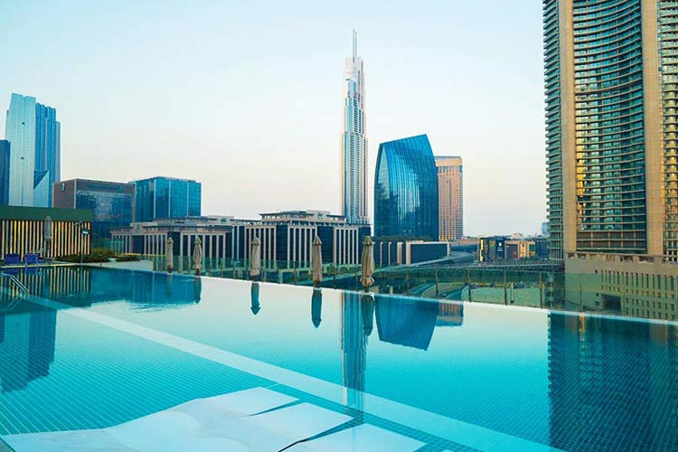 Rooftop pools Dubai