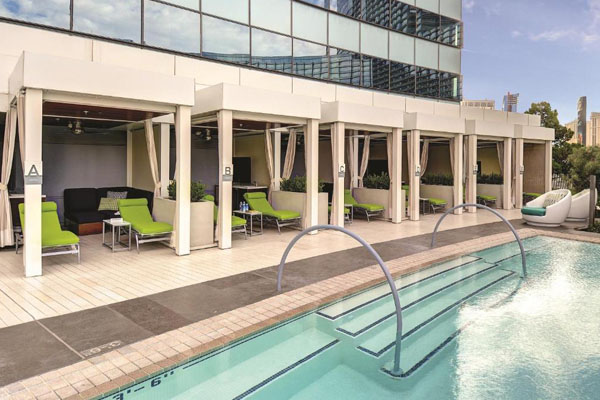 7 Best Rooftop Pools Las Vegas [2024 UPDATE]
