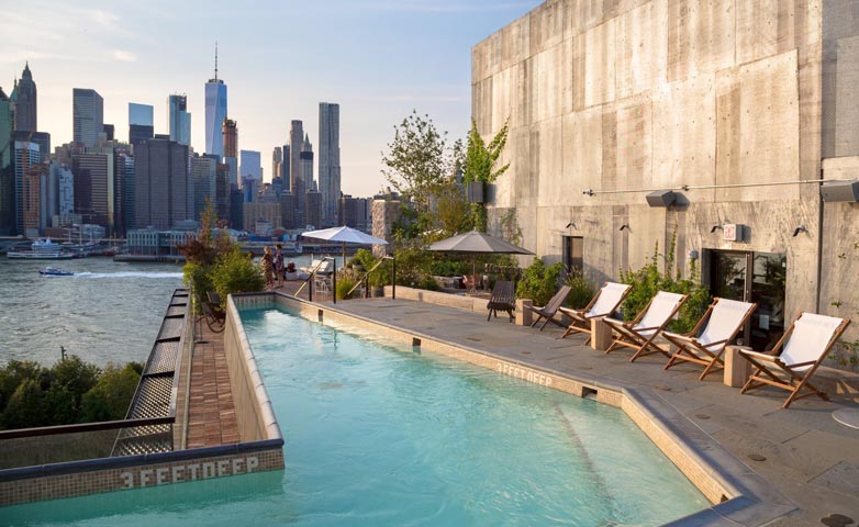 11 Best Rooftop Pools at hotels in New York [complete info]
