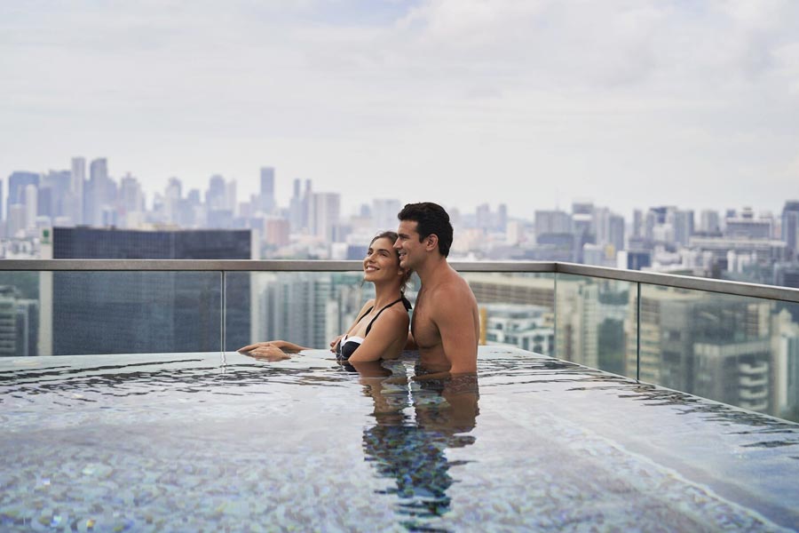 Rooftop pool Singapore - Courtyard by Marriott Singapore Novena