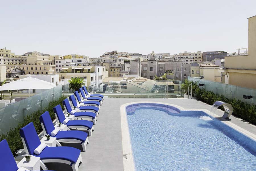 The best restaurants with swimming pools in Rome